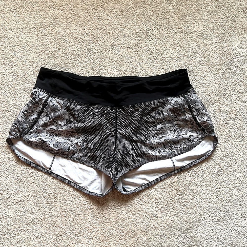Lululemon Speed Shorts - Florence Lace